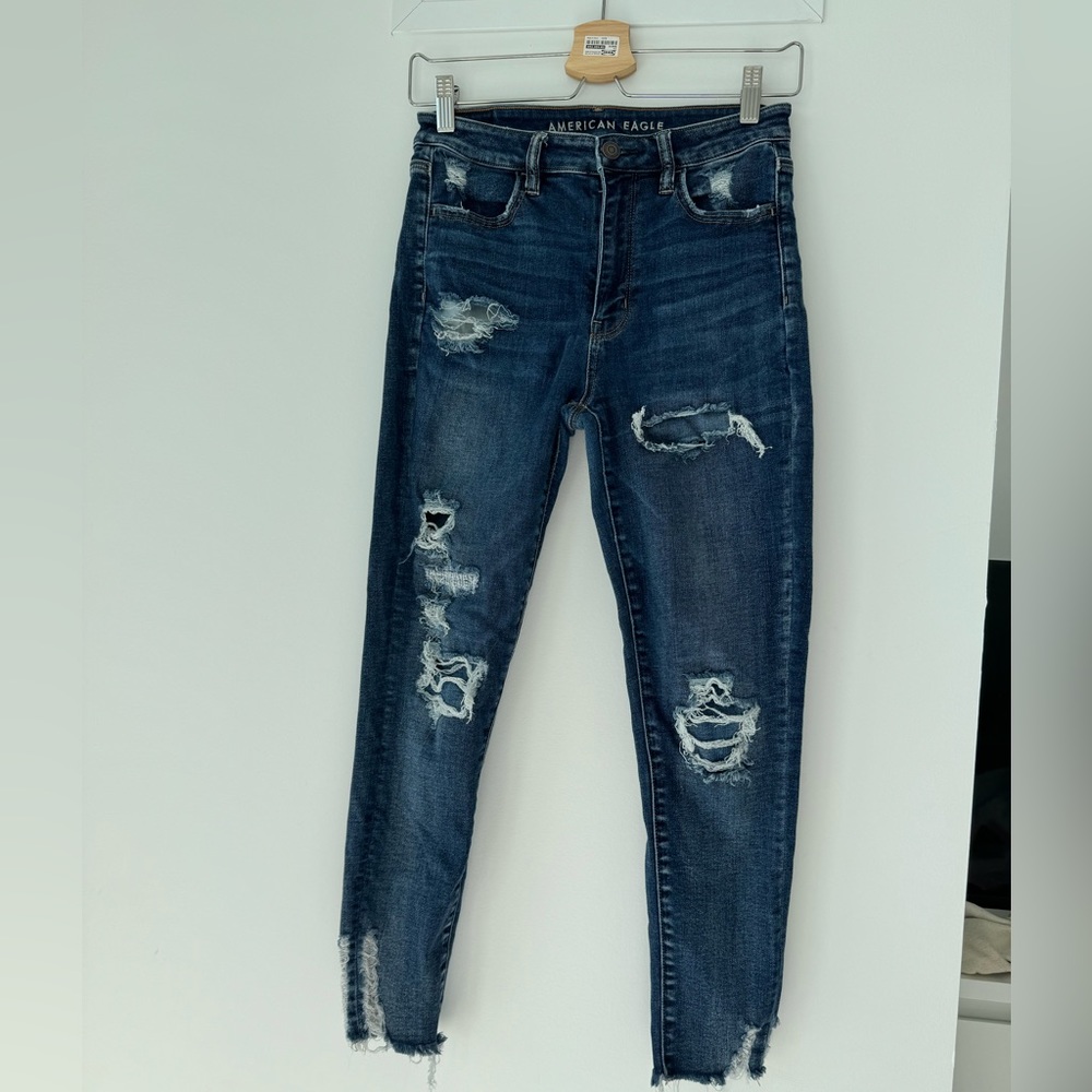 American Eagle blue skinny jeans